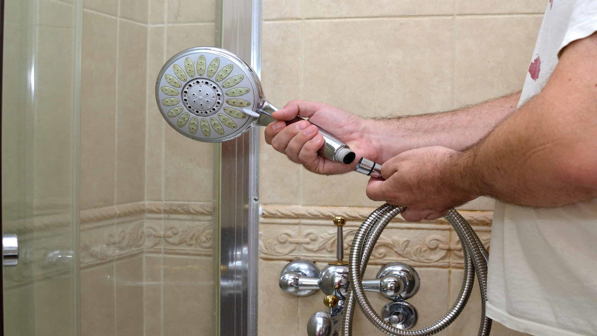 Transform Your Kingman Bathroom with Expert Shower Installation