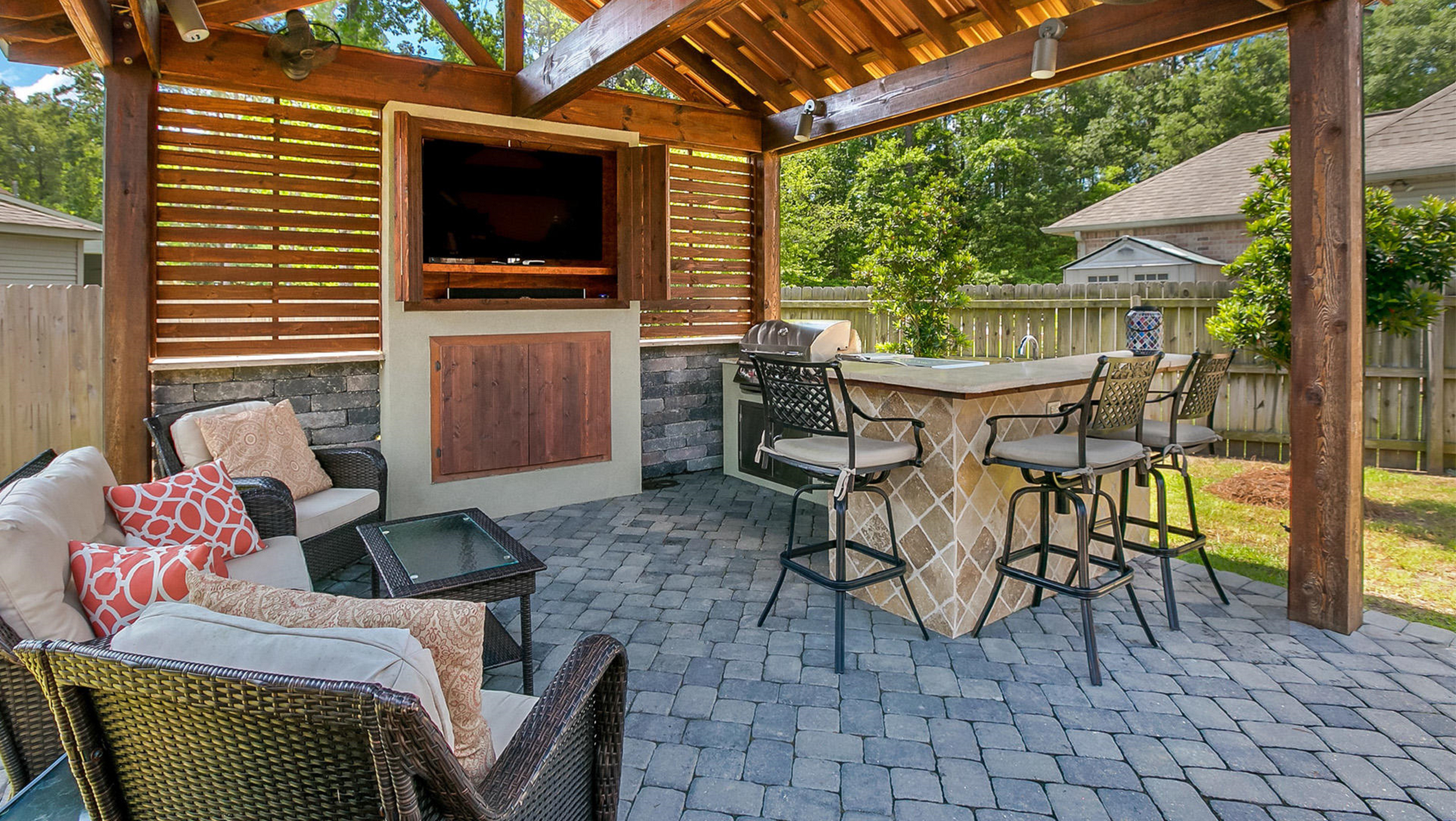 custom-designed patio from Cyndi’s Floors N More in Kingman
